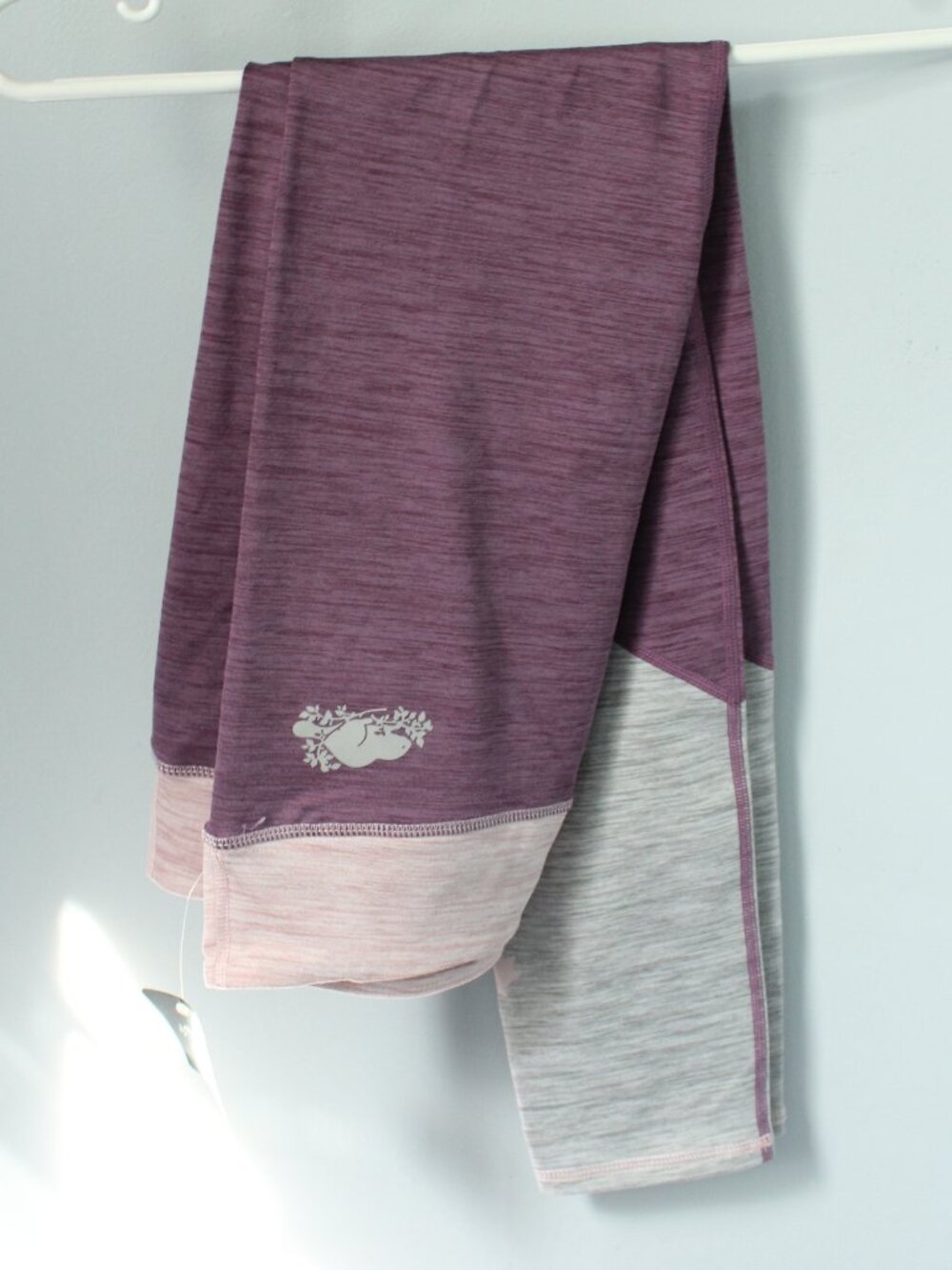 Roots Size XXL 13-14yrs Girls Athletic Leggings Purple Gray
